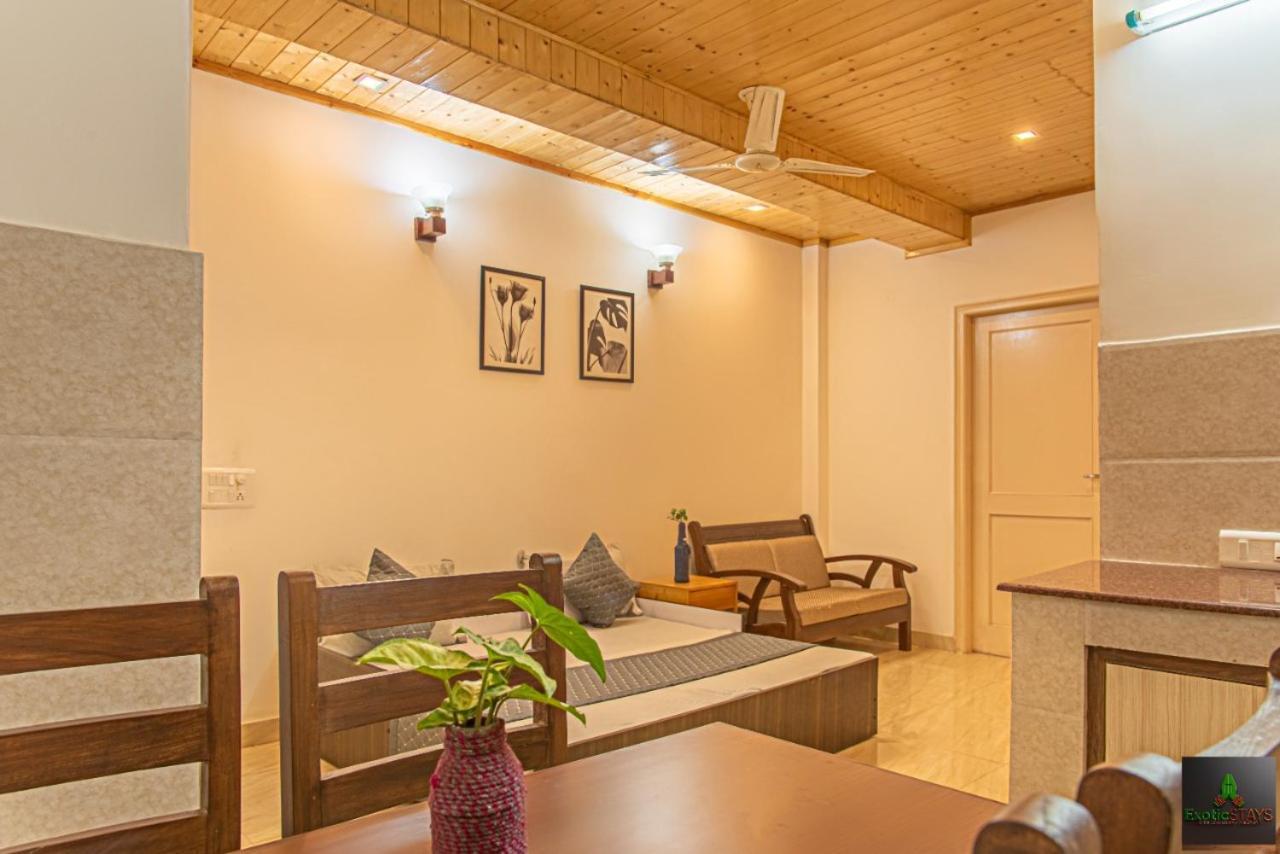 The Kasauli Western Uphills I Serviced Apartments I Pvt Balcony I Peacefull Area I By Exotic Stays Eksteriør billede