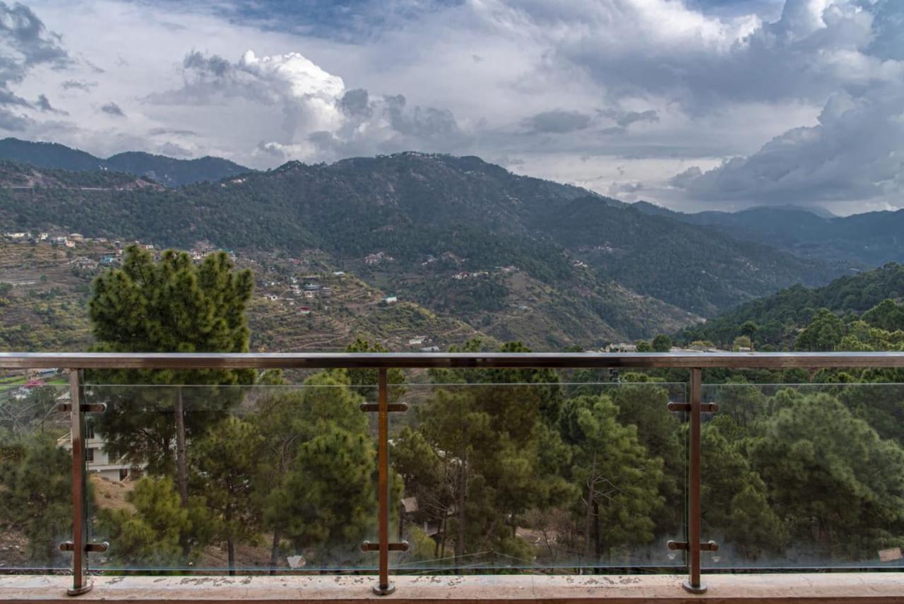 The Kasauli Western Uphills I Serviced Apartments I Pvt Balcony I Peacefull Area I By Exotic Stays Eksteriør billede
