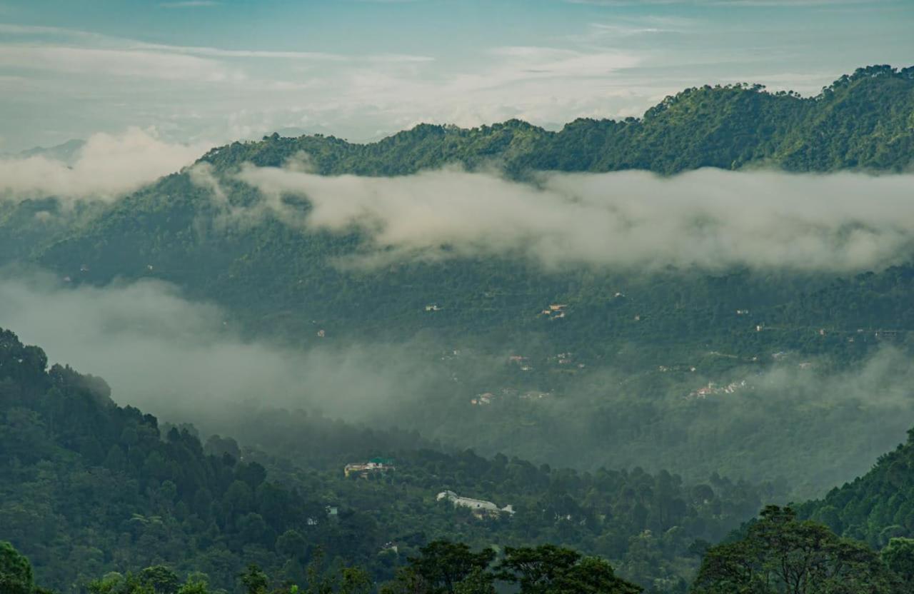 The Kasauli Western Uphills I Serviced Apartments I Pvt Balcony I Peacefull Area I By Exotic Stays Eksteriør billede